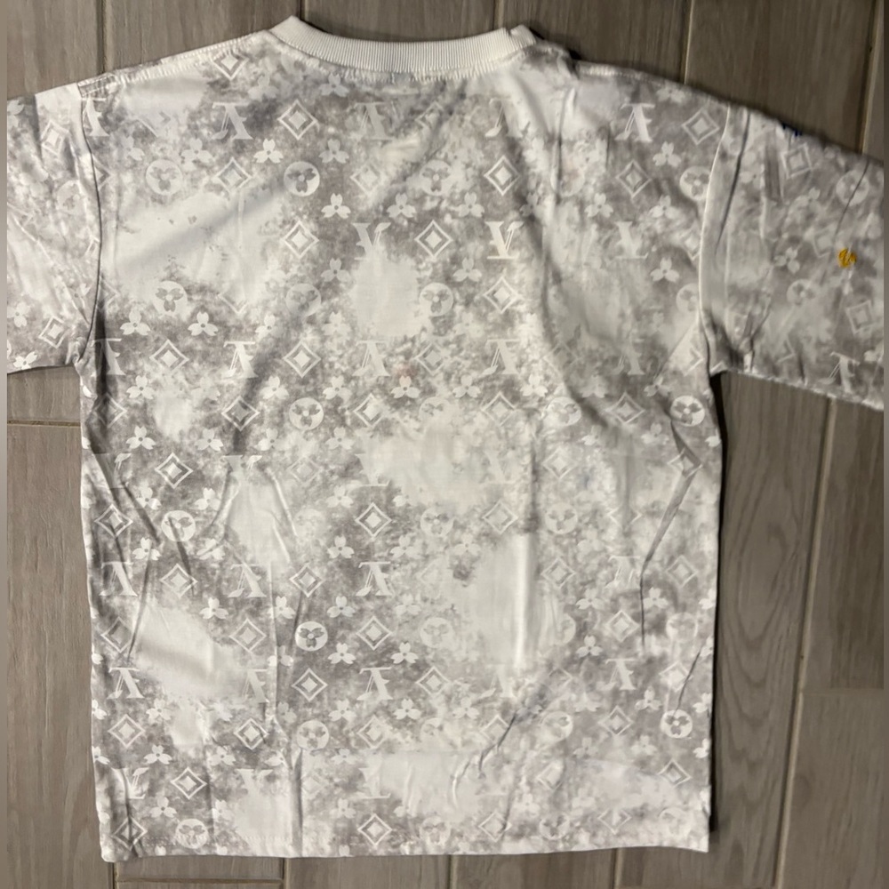 White Graphic T-Shirt with Multicolor Accents - Picture 2 of 3